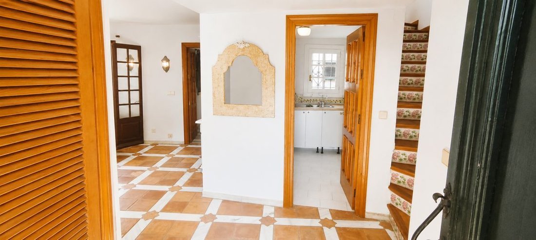 Townhouse in Guadalmina Baja, San Pedro de Alcantara, Spain 4 - 18871654