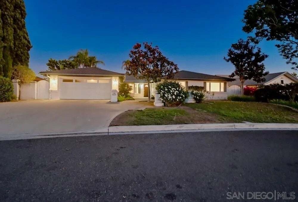 House in La Mesa, California, United States 2 - 18873889