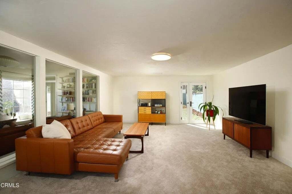 House in Burbank, California, United States 4 - 18873893