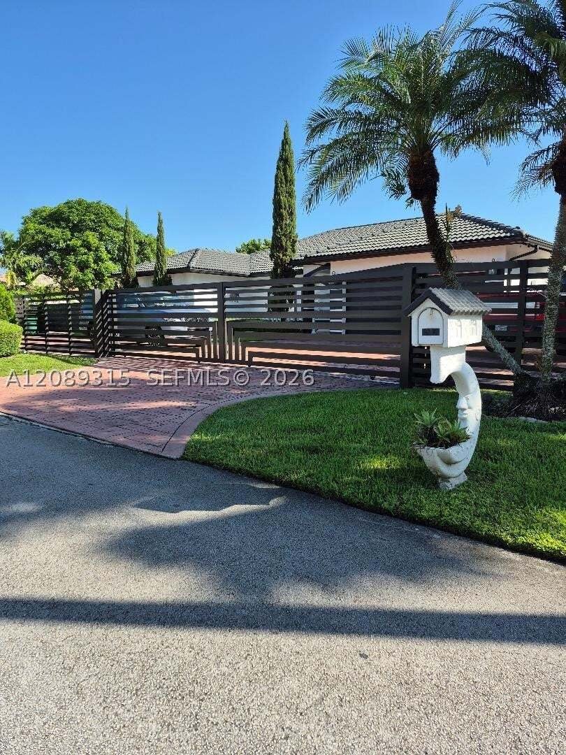 House in Miami, Florida, United States 1 - 18873840