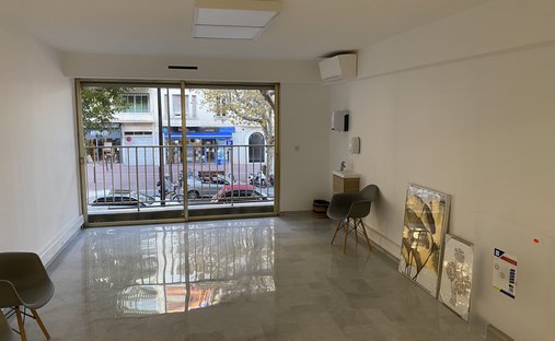 Appartement à Les Cougoulins-Rastines, Antibes, France 1