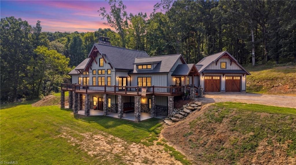 House in Township of Taylorsville, North Carolina, United States 1 - 18871015