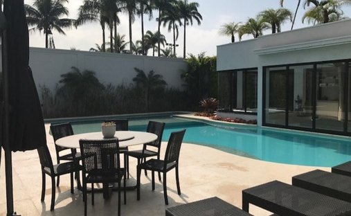 Condominio en Guarujá, Estado de São Paulo, Brasil 1