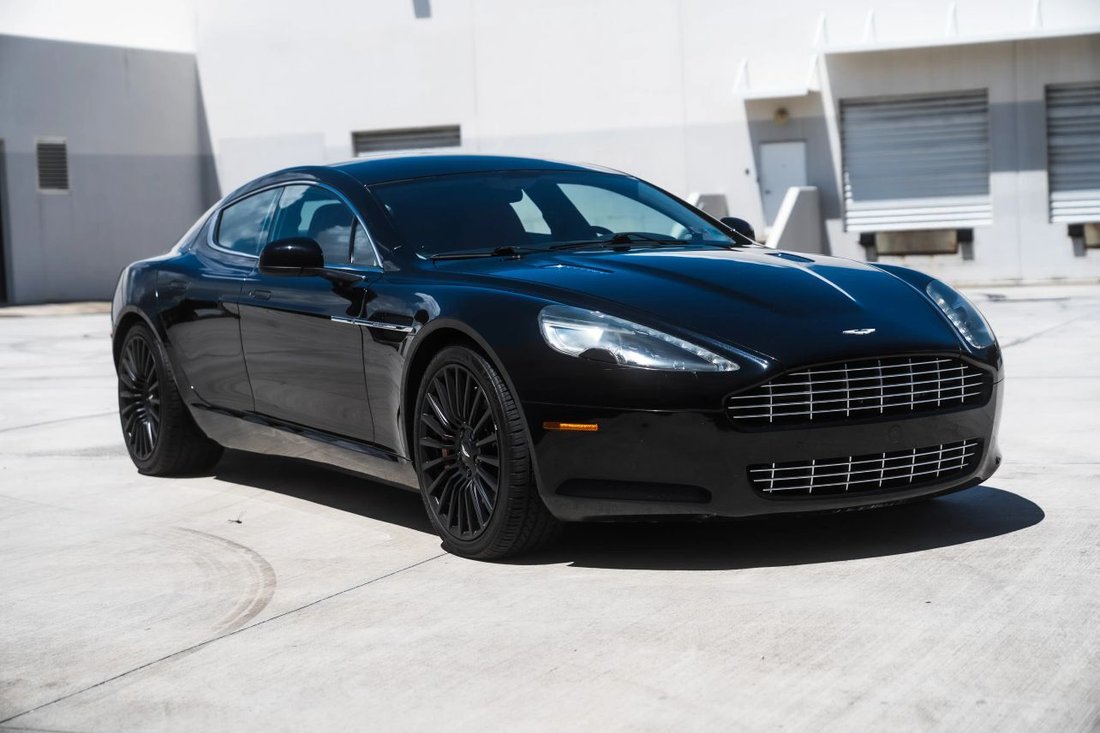 Sedan in Boynton Beach, FL, United States 2 - 18808819