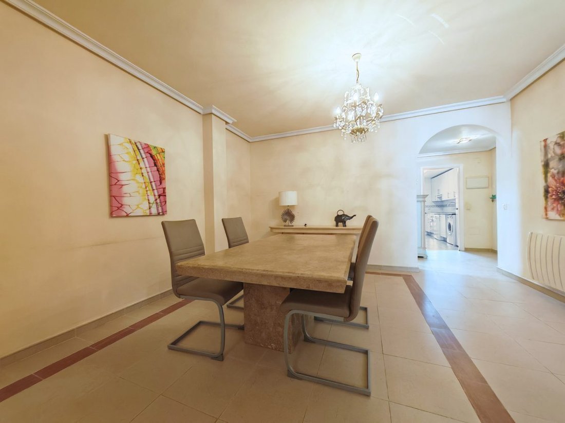 Apartment in Puerto Banus, Marbella, Spain 4 - 18871787