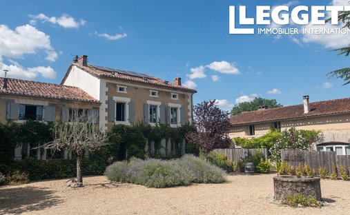 Maison à Nabinaud, Nouvelle-Aquitaine, France 1