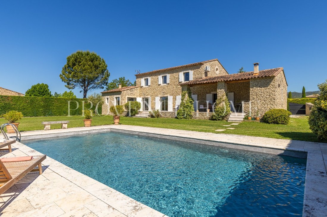 Finca en Gordes, Provenza-Alpes-Costa Azul, Francia 2 - 18872141