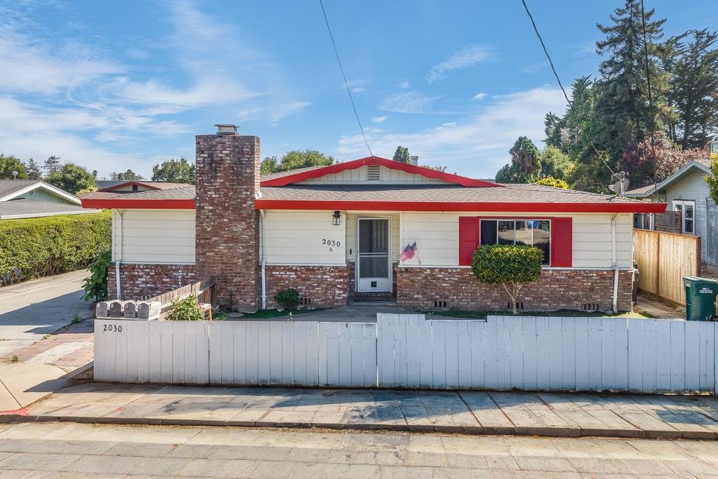Altro a Santa Cruz, California, Stati Uniti 3 - 18873516