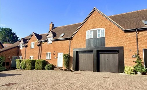 House in Lymington, England 1