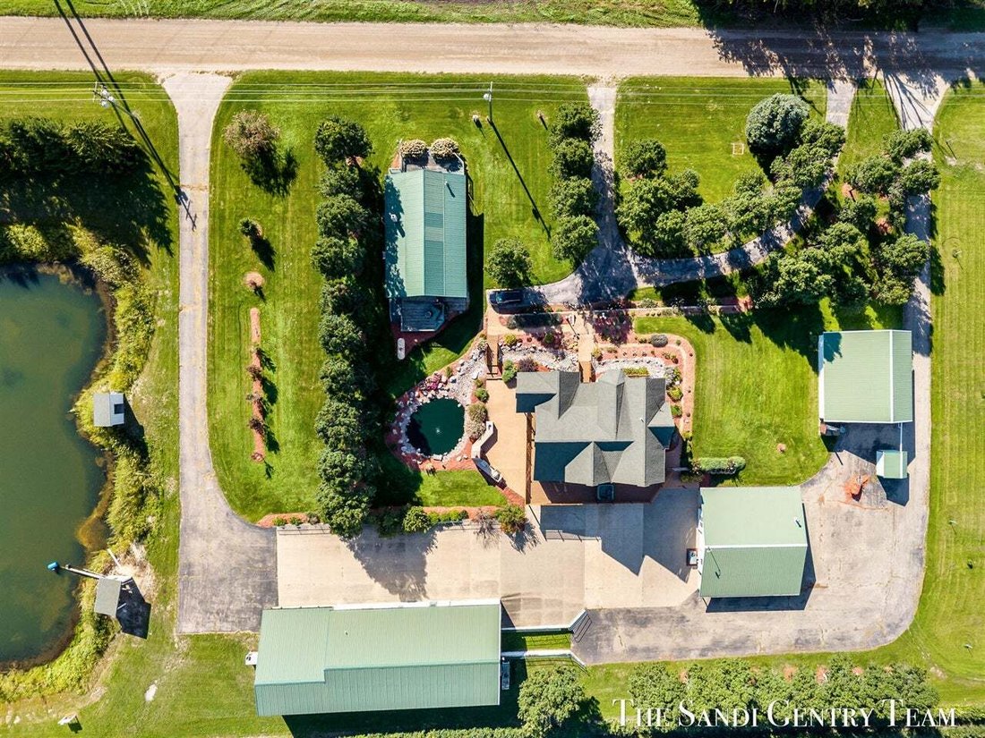 House in Fruitport, Michigan, United States 4 - 18874603