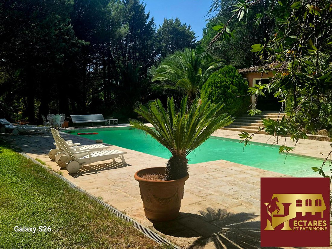 Villa en La Bouverie, Roquebrune-sur-Argens, Francia 2 - 18875292