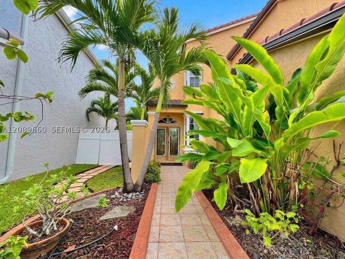 Casa a Pembroke Pines, Florida, Stati Uniti 4 - 18873935