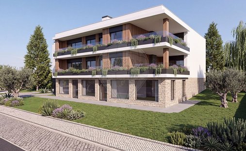 Apartment in Ponte do Rol, Lisbon, Portugal 1