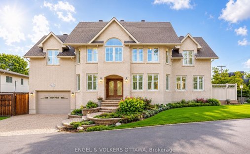 Maison à Ottawa, Ontario, Canada 1