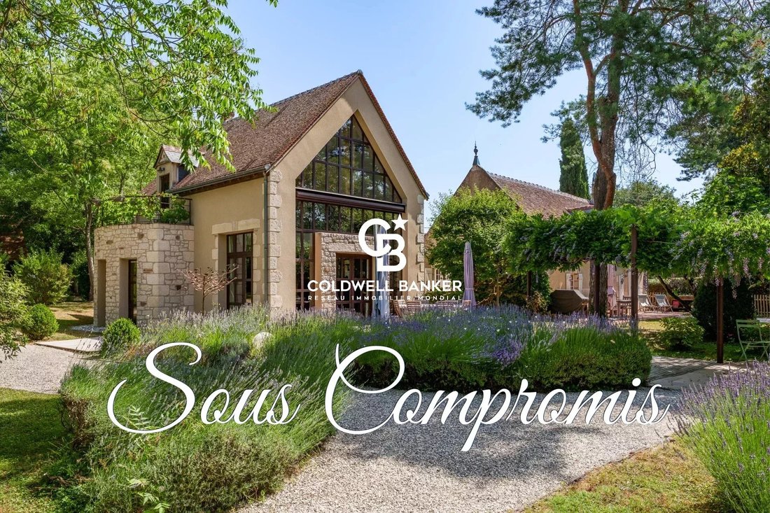House in Vernou-sur-Brenne, Centre-Val de Loire, France 1 - 18304467