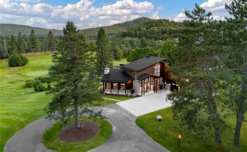 Maison à Sainte-Adèle, Québec, Canada 1