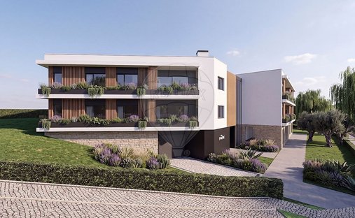 Apartment in Ponte do Rol, Lisbon, Portugal 1
