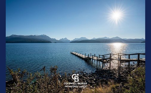 Townhouse in Villa La Angostura, Neuquen, Argentina 1