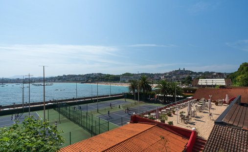 Apartment in Mendebaldea, Donostia-San Sebastian, Spain 1