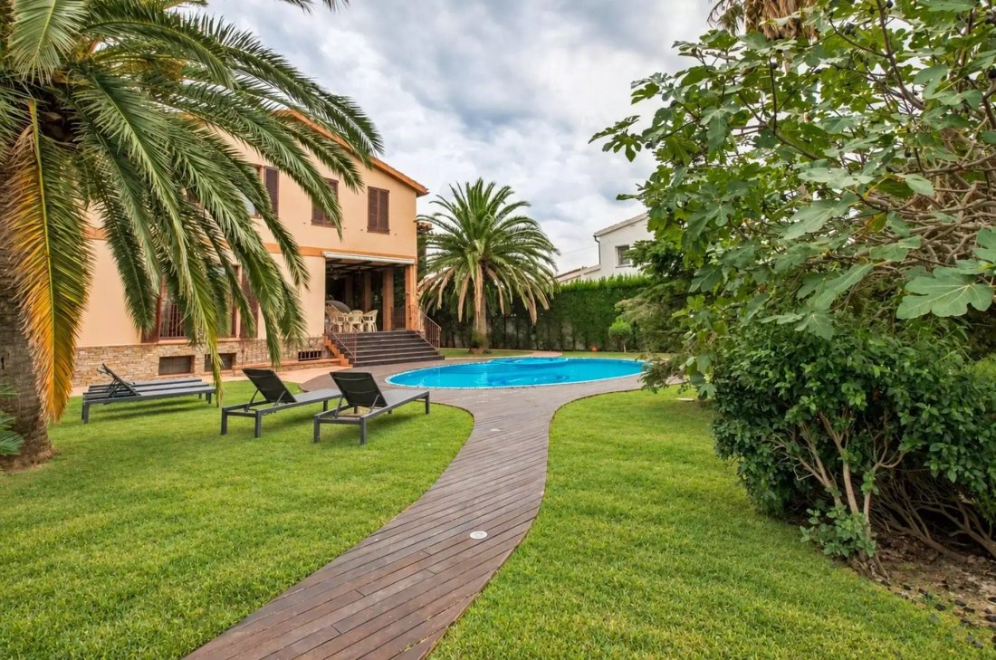 Haus in Empuriabrava, Katalonien, Spanien 3 - 18874726