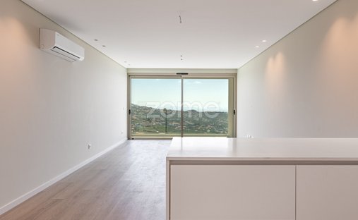 Apartment in Estreito de Camara de Lobos, Madeira, Portugal 1