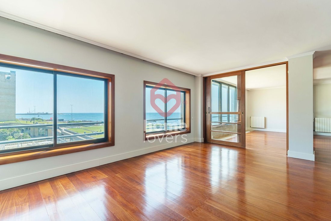 Apartment in Matosinhos e Leca da Palmeira, Porto District, Portugal 2 - 18875075