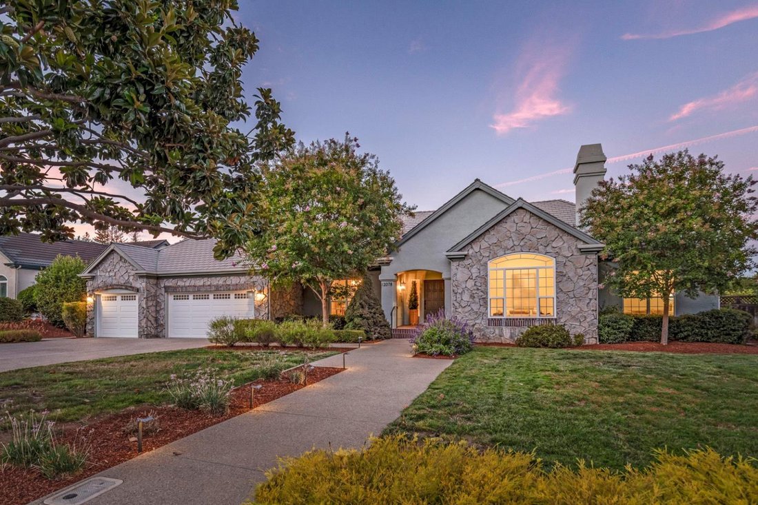 House in Saratoga, California, United States 1 - 18873553