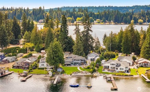 House in Stanwood, Washington, United States 1