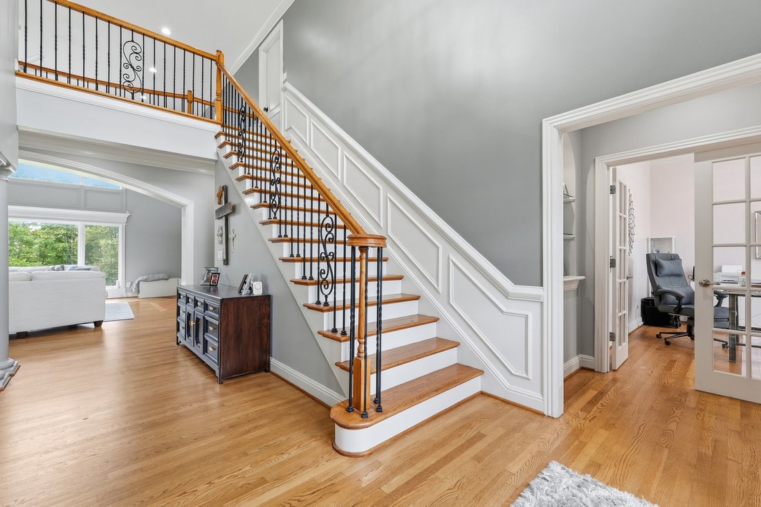 House in Watterson Park, Kentucky, United States 5 - 18870420