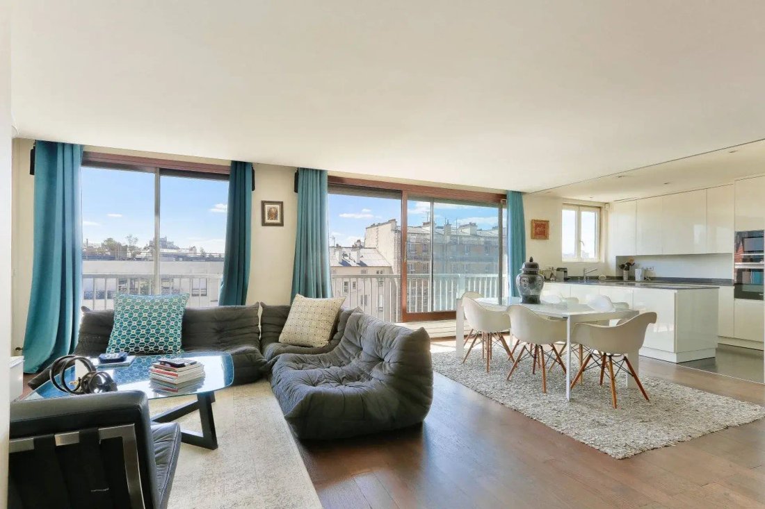 Penthouse in Hôtel de Ville-Planchette, Levallois-Perret, France 3 - 18875008