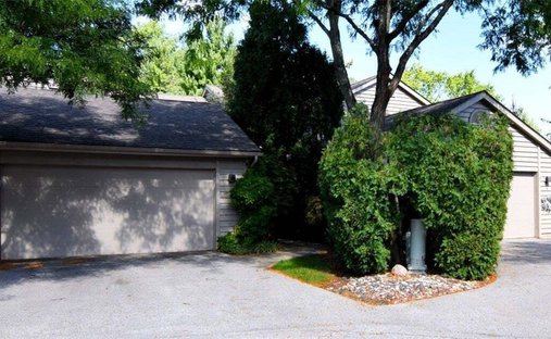 Condo in Shaker Heights, Ohio, United States 1