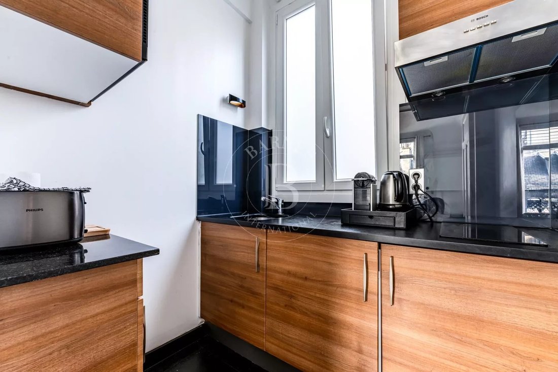 Wohnung in Saint Philippe du Roule, Paris 8e Arrondissement, Paris 5 - 18871250