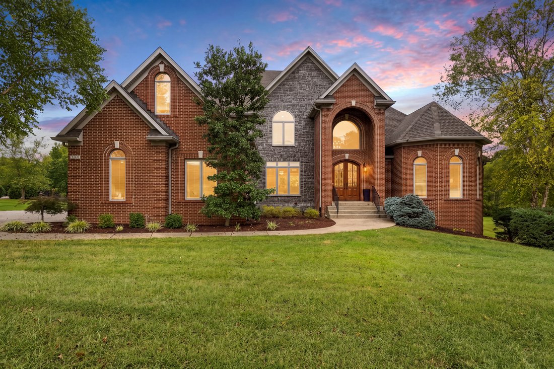 House in Watterson Park, Kentucky, United States 1 - 18870420