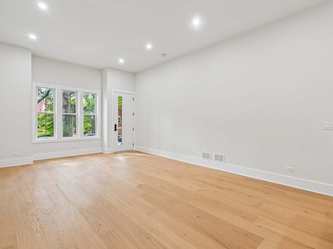 Condo in Chicago, Illinois, United States 3 - 18744240