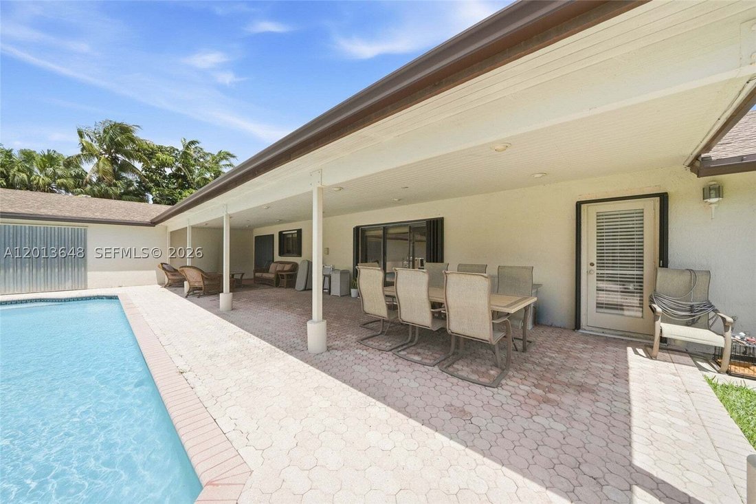 House in Miami, Florida, United States 2 - 17909822