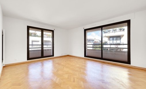 Apartment in Hôtel de Ville, Courbevoie, France 1