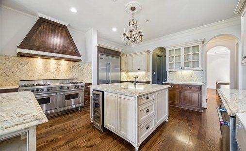 House in Bellaire, Texas, United States 1