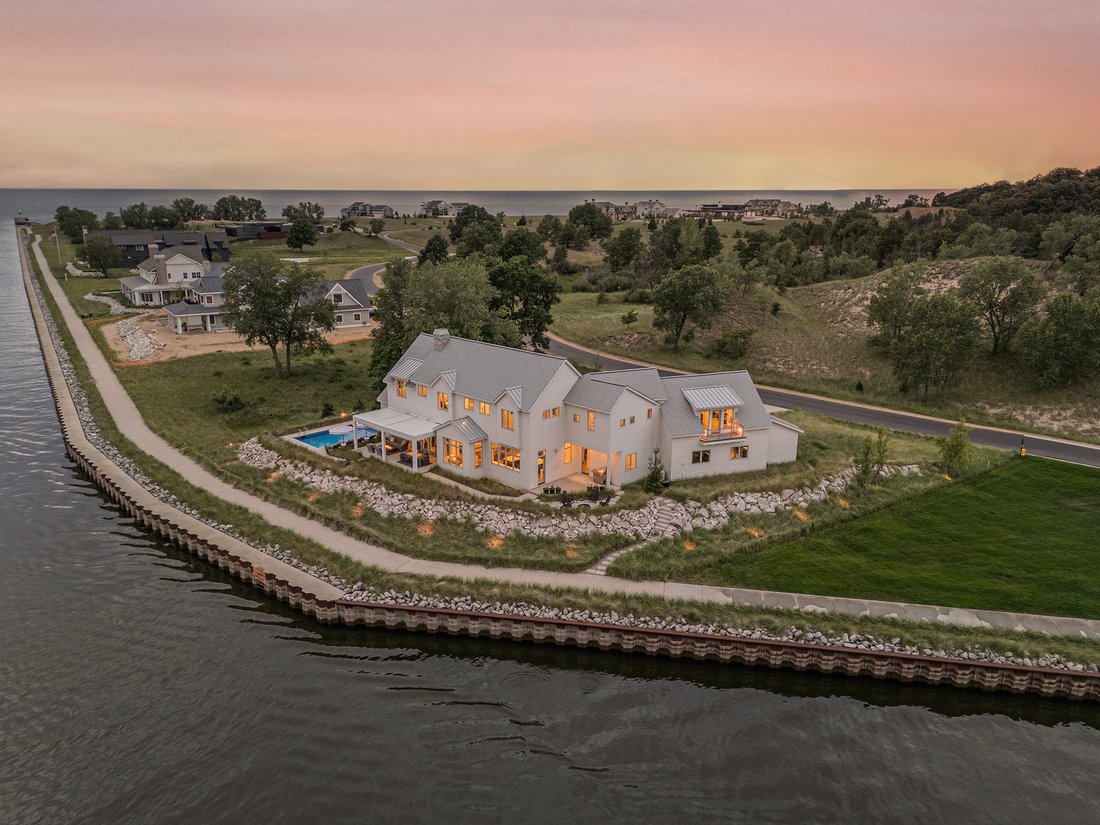 Casa a Saugatuck, Michigan, Stati Uniti 2 - 18871644