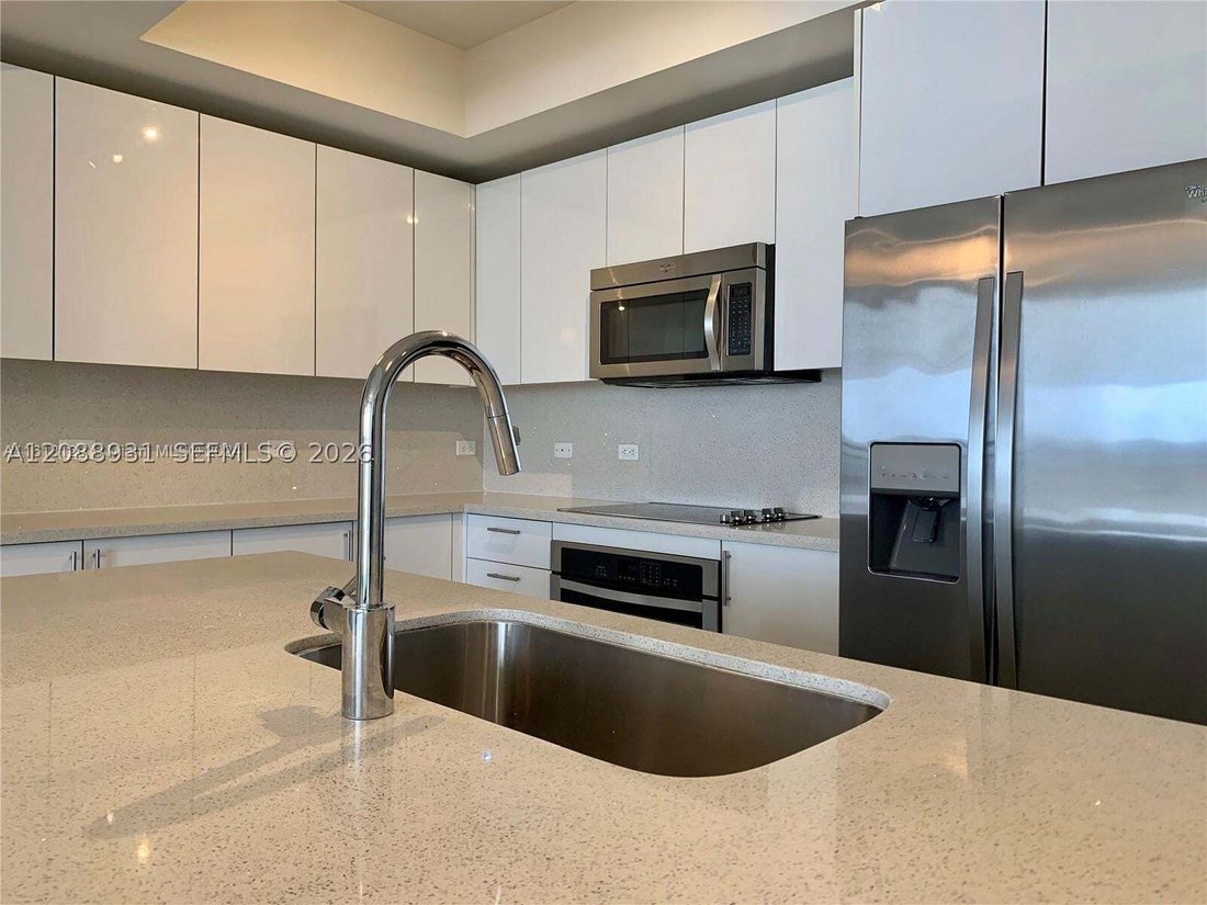 Appartement à Miami, Floride, États-Unis 5 - 18870707