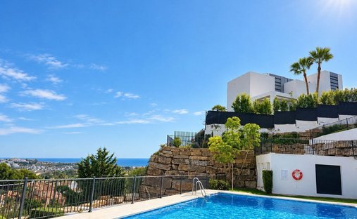 Apartment in Estepona, Andalusia, Spain 1