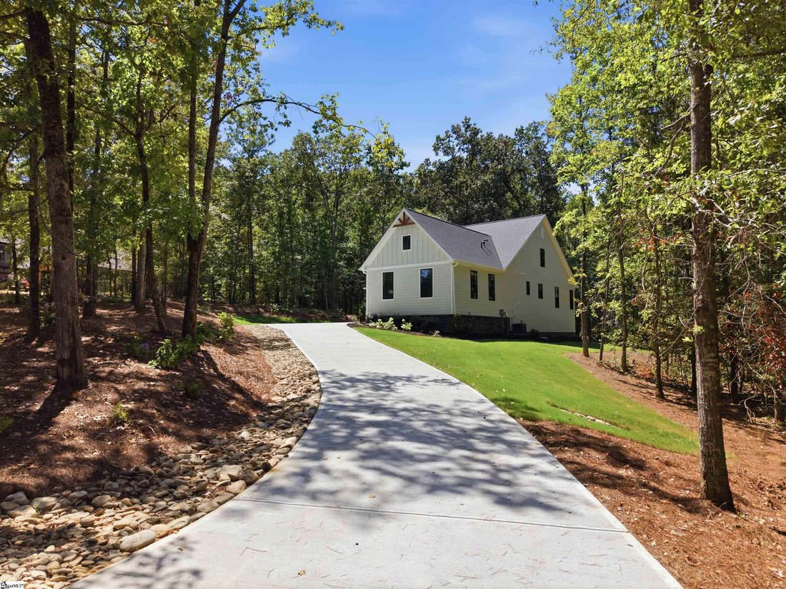 House in Ninety Six, South Carolina, United States 3 - 17793842