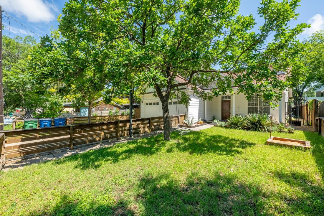 House in Austin, Texas, United States 2 - 18870922
