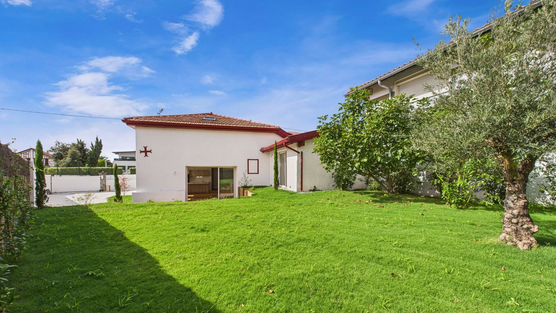 Villa en Anglet, Nueva Aquitania, Francia 1 - 18872680
