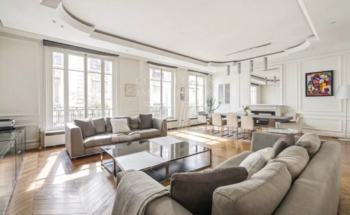 Apartment in Porte Dauphine, Paris 16e Arrondissement, Paris 1