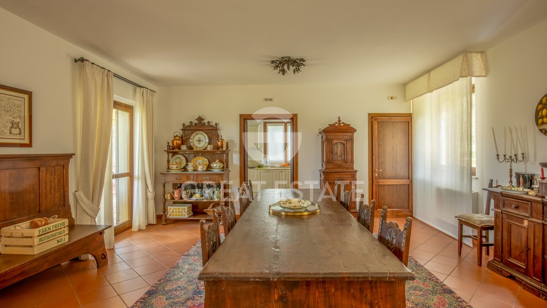 Estate in Corciano, Umbria, Italy 5 - 17533466
