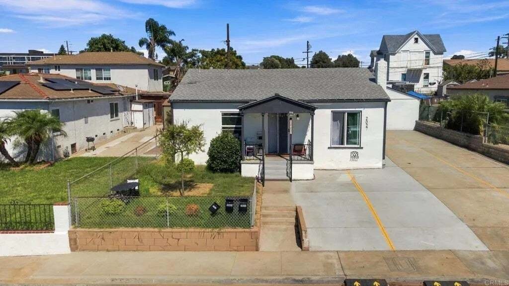 National City, California, United States 3 - 18873807