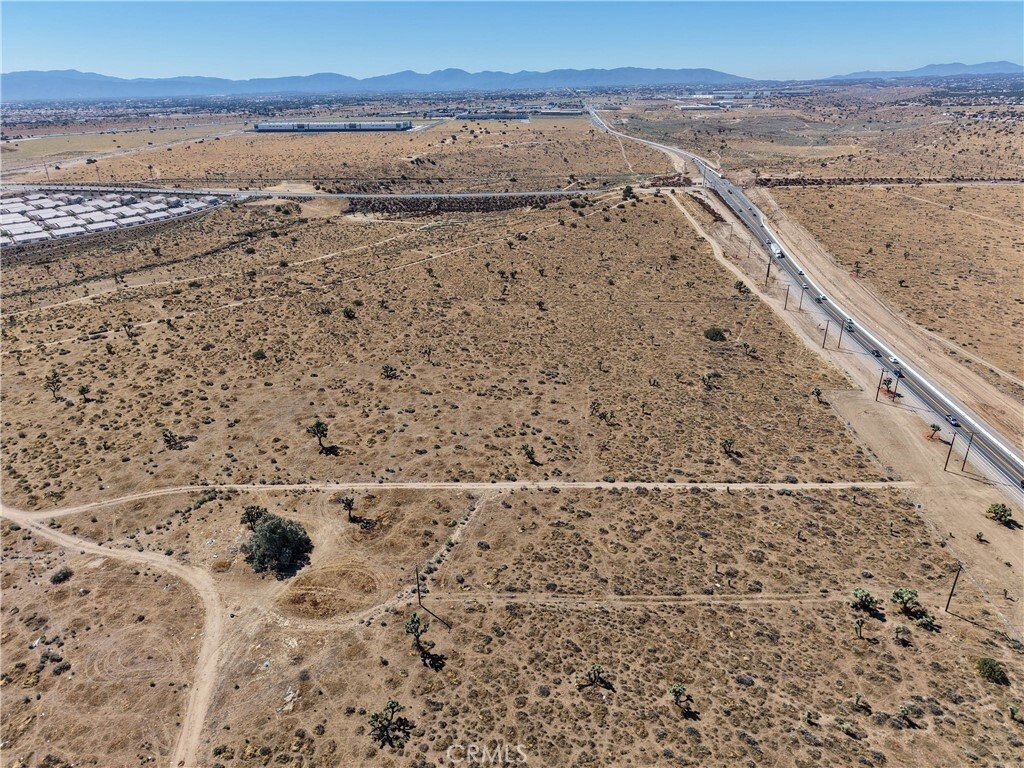 Terreno a Hesperia, California, Stati Uniti 3 - 18849880