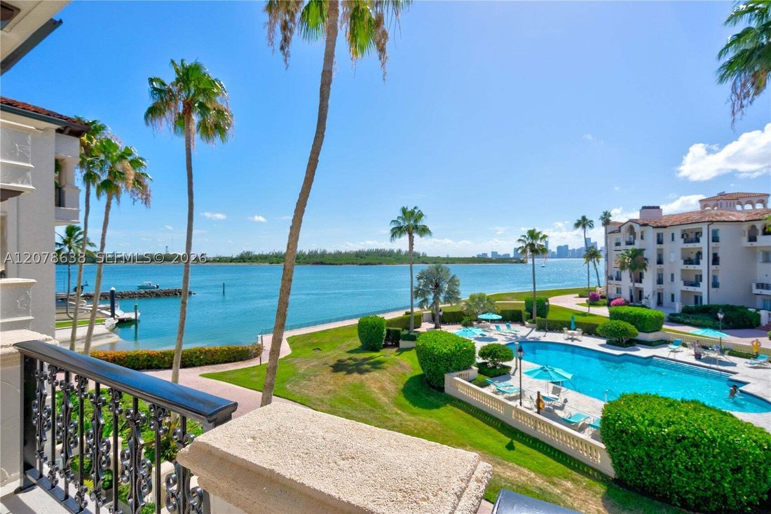 Condo in Miami Beach, Florida, United States 3 - 18873931