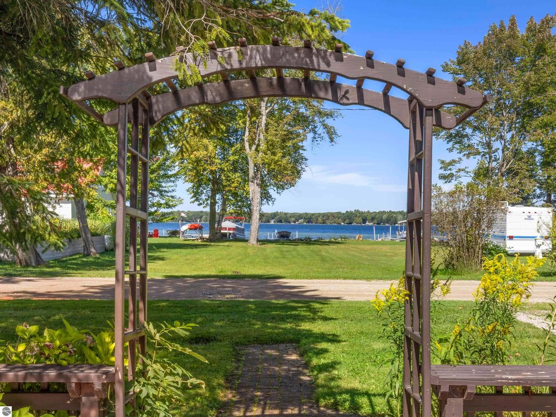 Casa a Beulah, Michigan, Stati Uniti 4 - 18870657