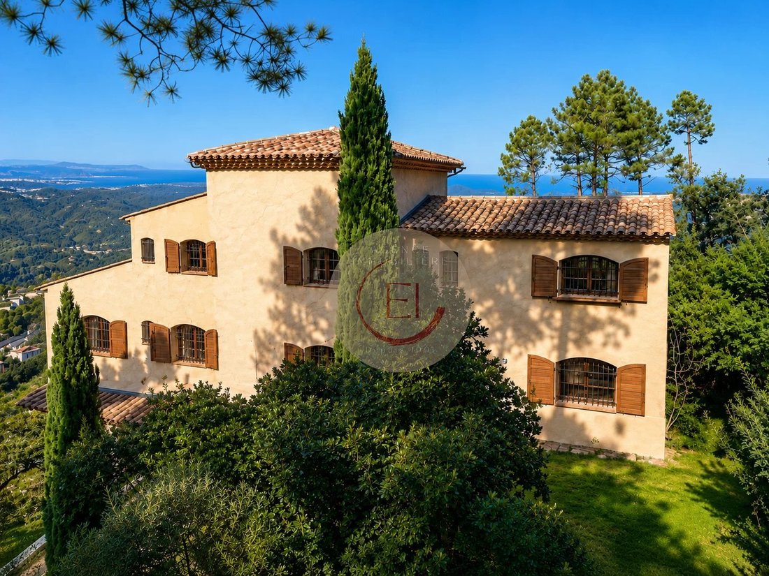 Villa in Les Termes, Mandelieu-la-Napoule, France 1 - 16150888
